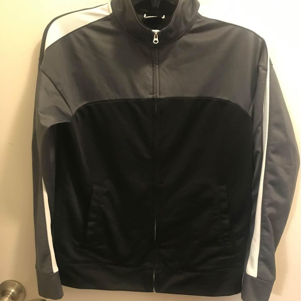 Boys size XL 14-16 Athletic Jacket Black Gray White Zips Up